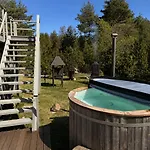 Privaatne Mereaeaerne Puhkemaja Saunaga! *