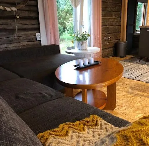 Privaatne Mereaeaerne Maamaja Toeliseks Puhkuseks! Holiday home Emmaste