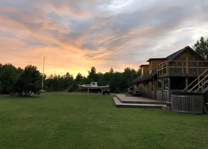 Privaatne Mereaeaerne Maamaja Toeliseks Puhkuseks! * Emmaste